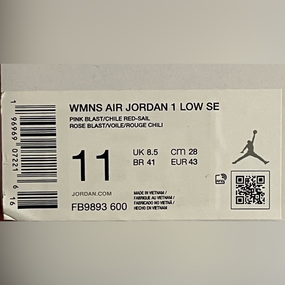 NEW Air Jordan 1 Low SE Pink Blast Valentines Day - Picture 10 of 10